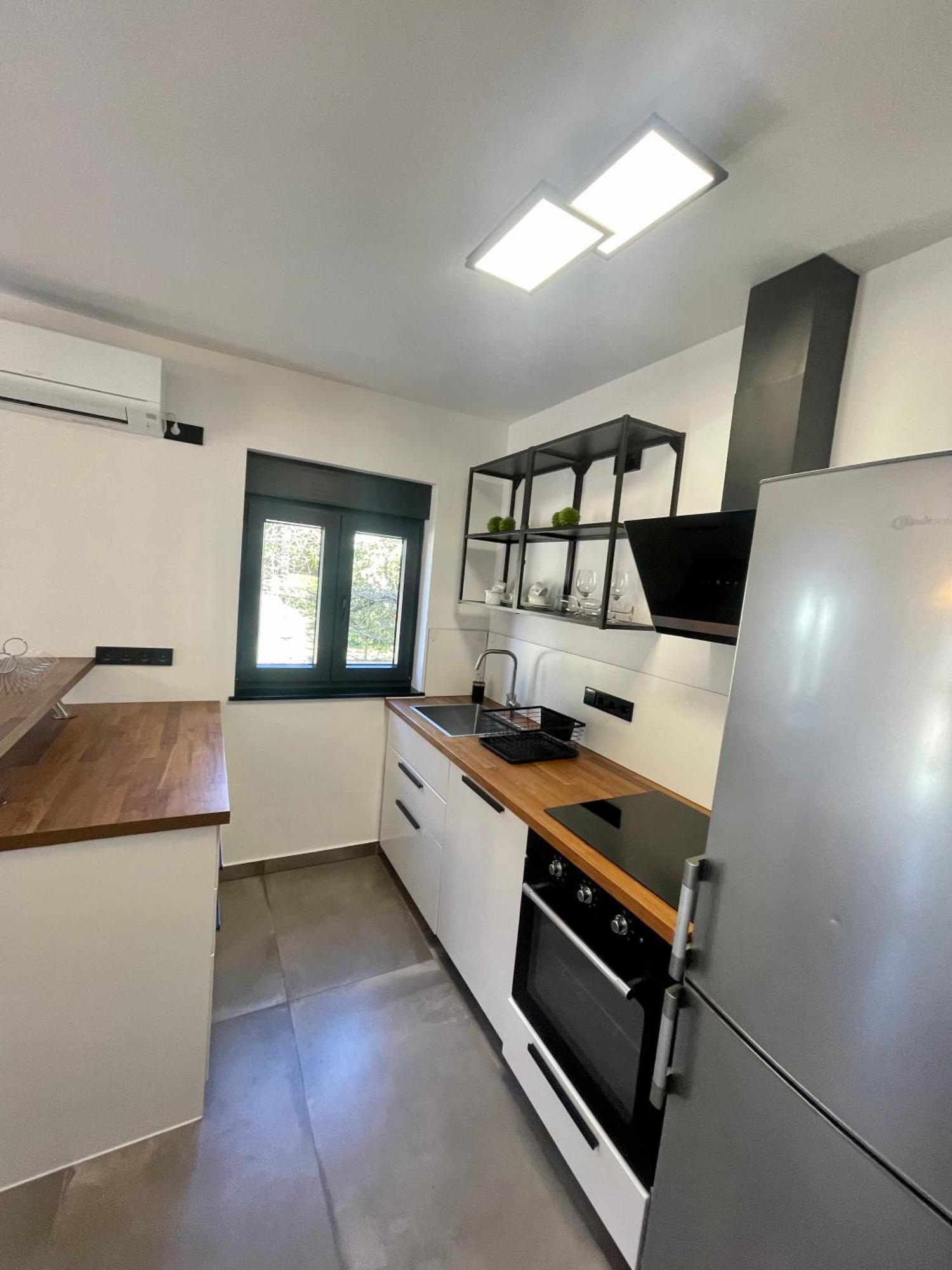Enna Apartment C Perfect Location Medulin Bagian luar foto